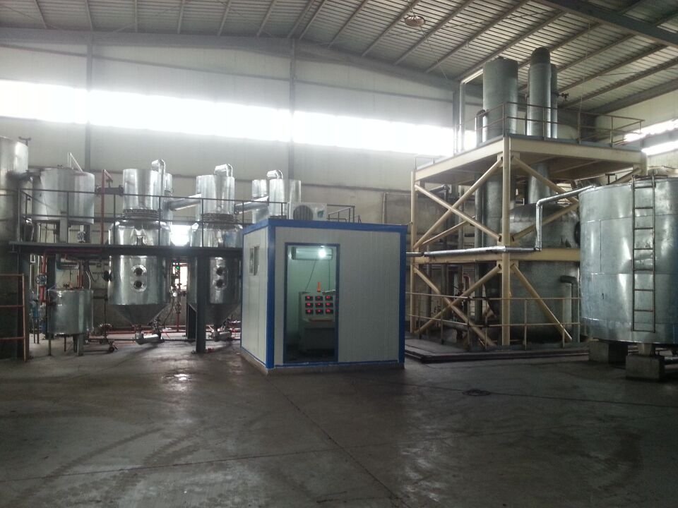 河南雙誠(chéng)環(huán)境科技專業(yè)生產(chǎn)單效，多效蒸發(fā)器